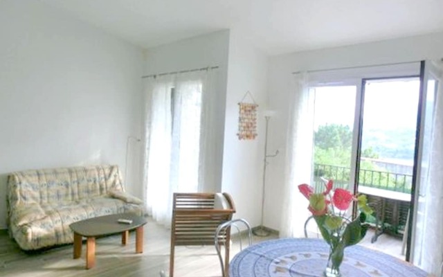 Studio in Théoule-sur-mer, With Wonderful sea View, Furnished Terrace