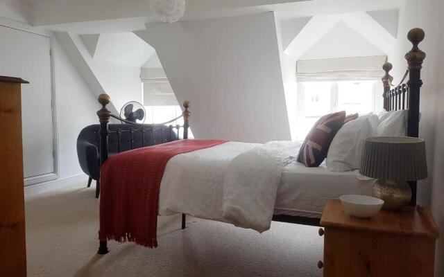 Warwick Market Place Apartment
