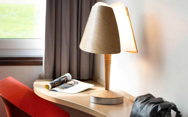 Ibis 3 Lacs Neuchatel Hotel