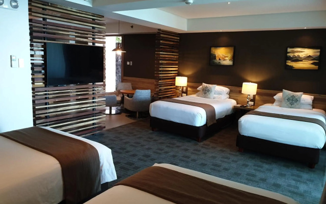 Escala Tagaytay