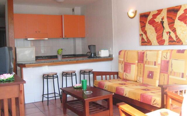 Leticia Del Mar Apartments
