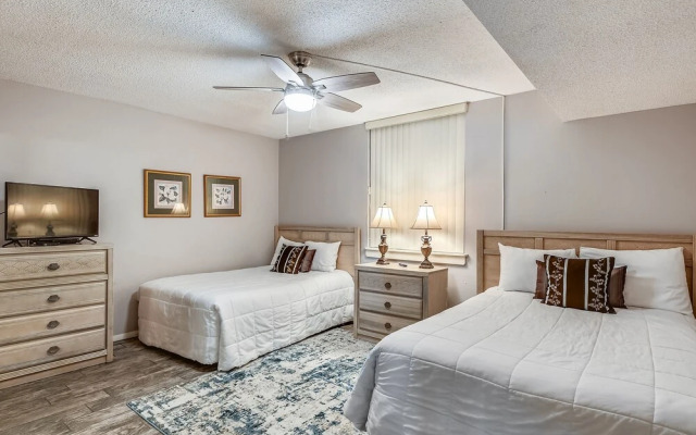 Dolphin Point 103b 2 Bedroom Condo by RedAwning