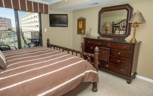 Inlet Reef 312 2 Bedroom Condo by RedAwning