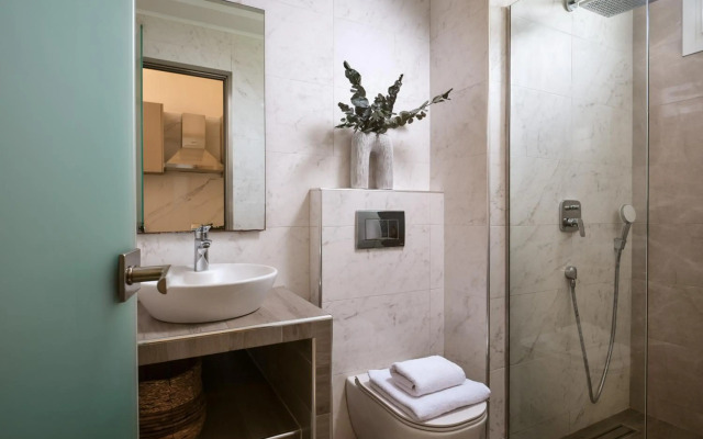 Helios Maisonette