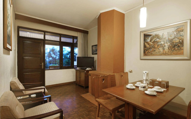 Puncak Pass Resort
