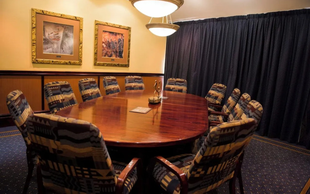 Cathedral Peak Hotel