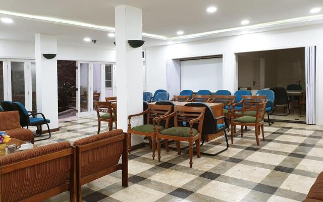 Collection O 1452 Hotel Utari