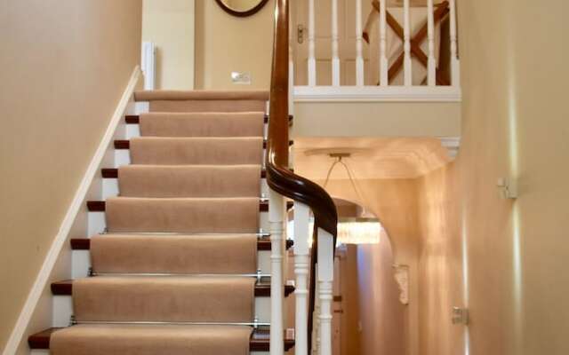 Luxury 3 Bedroom House in Dublin