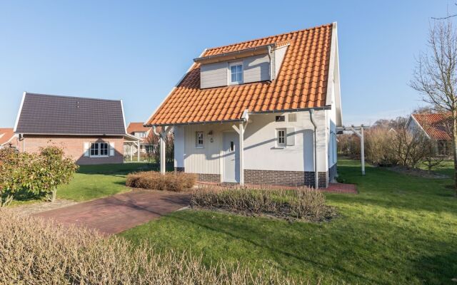 Luxurious Detached With a Garden in De Maasduinen