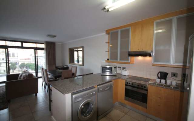 Quayside 1007 by CTHA