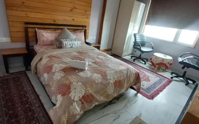 At Home In Lodge
