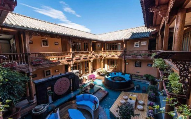 Mehome Boutique Fuxinglong Branch