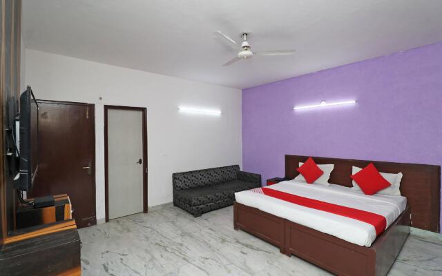 OYO 30314 FA Homes Stays