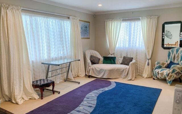 Howick Luxury Large Home