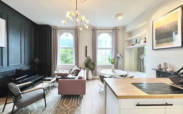 Sophisticated 1BD Flat Near Clapham