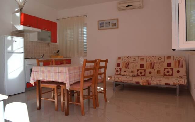 Apartments Davor