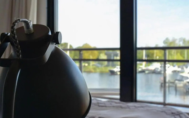 Näher am Wasser kann man nicht wohnen!