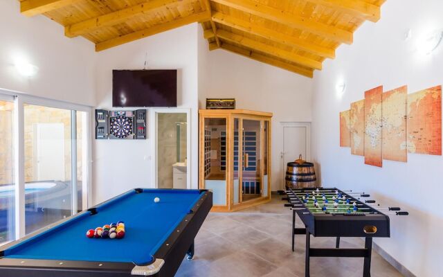 Stunning Home in Dubravka With Wifi and 3 Bedrooms