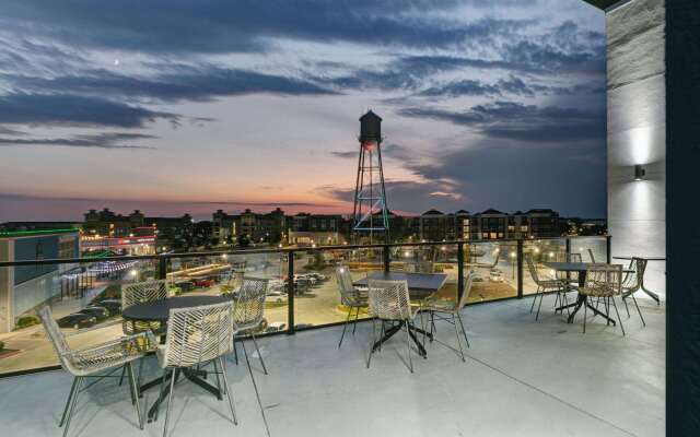 The Elm, a Ramada by Wyndham