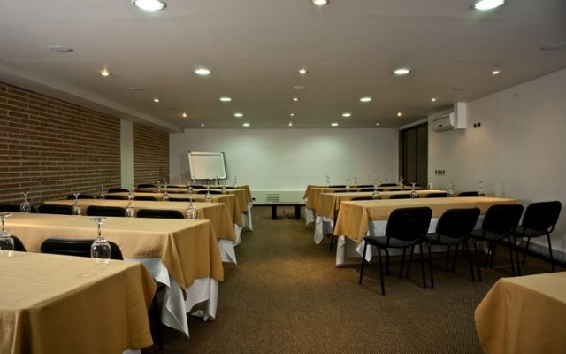 Madisson Inn Hotel & Luxury Suites