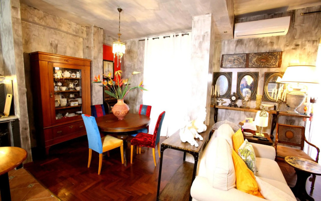 Accardi House Searooms