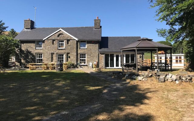 Pentre Farmhouse