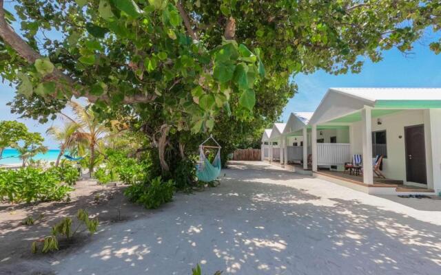 Clouds Beach Retreat Laamu