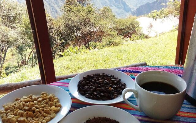 Llactapata Lodge Overlooking MachuPicchu