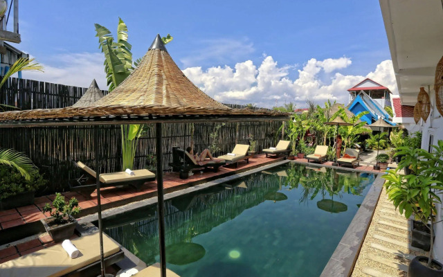 Mohasal Angkor Boutique