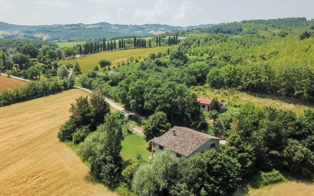 Tiglio Charming Apartment in Italy for 2 People