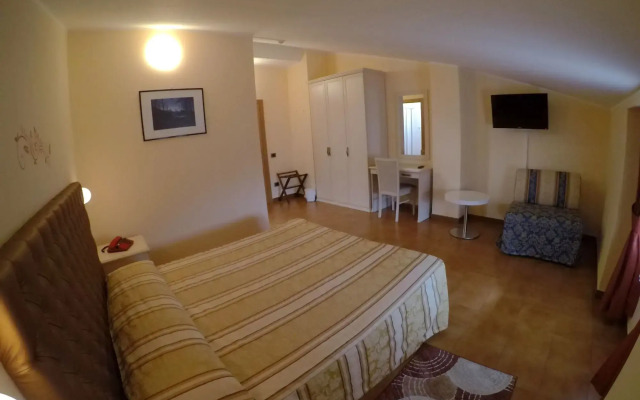 Hotel Ristorante Combolo