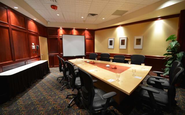 iHOTEL & Conference Center Red Deer