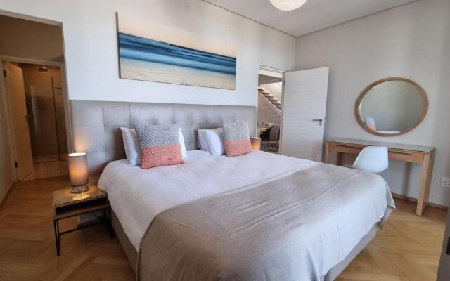 The Crystal - Spectacular sea Views in Camps Bay