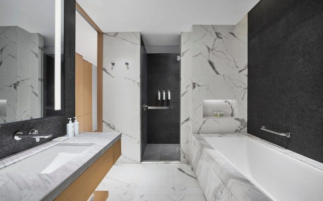 Courtyard by Marriott Xiamen