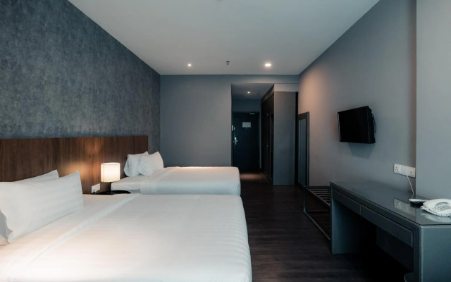 Avenue Garden Hotel