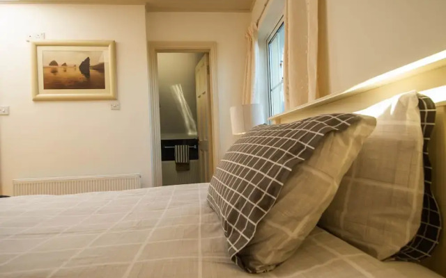 Bradog House - Beautiful 4 Bedroom House in Central Bundoran