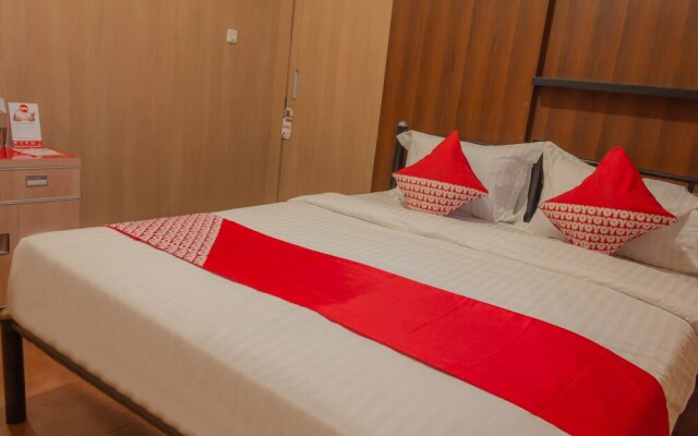 Pelangi Guest House by OYO Rooms