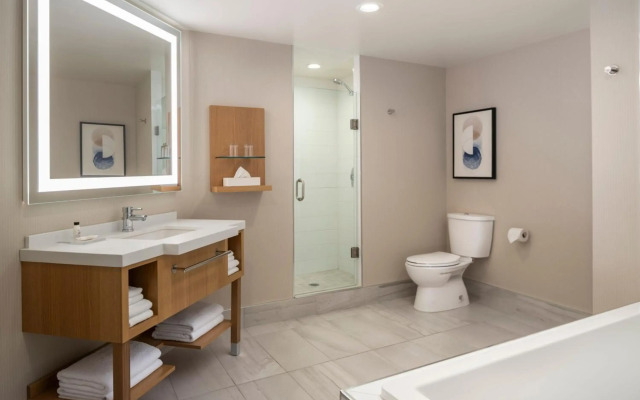 Delta Hotels by Marriott Saskatoon Downtown