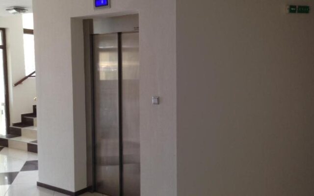 Argo Aparthotel