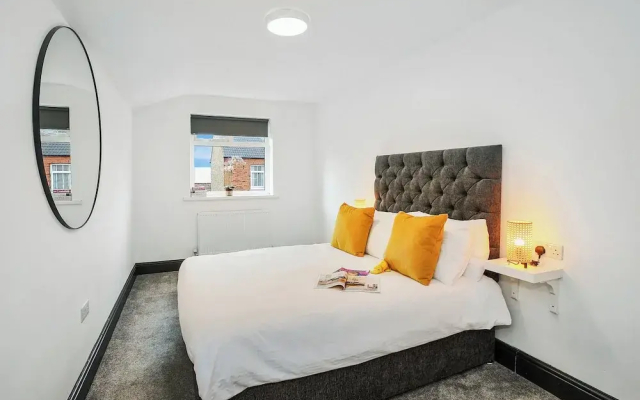 TYME Suites on Kingsway