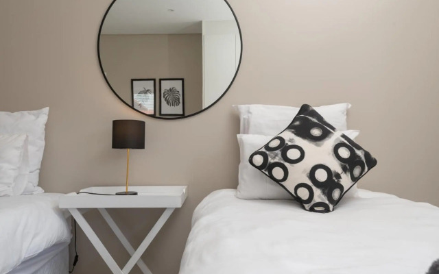 Zimbali Wedge Unit 42