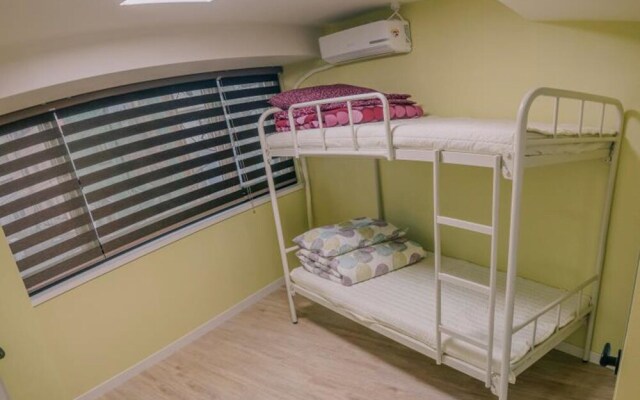 King Kong Guesthouse - Hostel