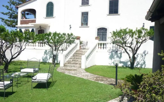 Villa Venezuela 1° Piano