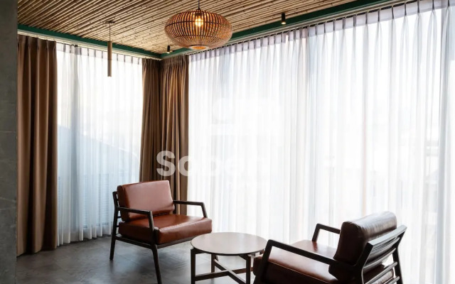 Royal Palace Suites Phnom Penh by Soben