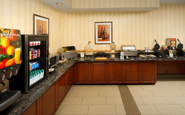 Best Western Plus Vancouver Mall Dr. Hotel & Suites