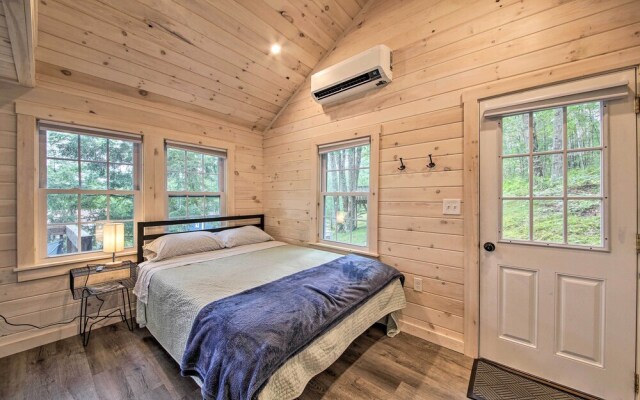 Idyllic Edgecomb Forest Studio w/ Deck & Balcony!