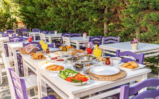 Kalispera Otel