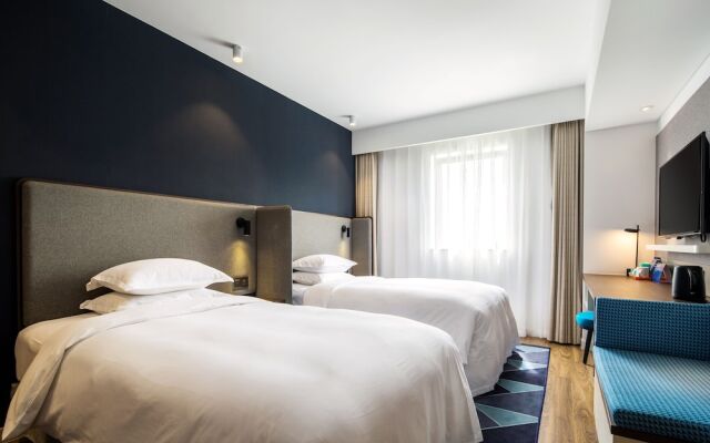 Holiday Inn Express Shaoxing Paojiang by IHG