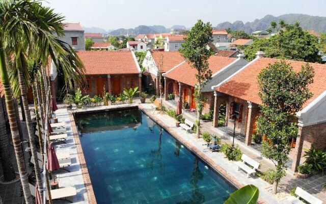 Tam Coc Banana Bungalow