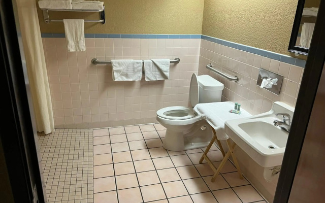 Americas Best Value Inn Pharr